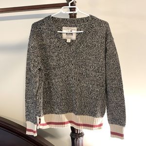 ROOTS Cabin sweater